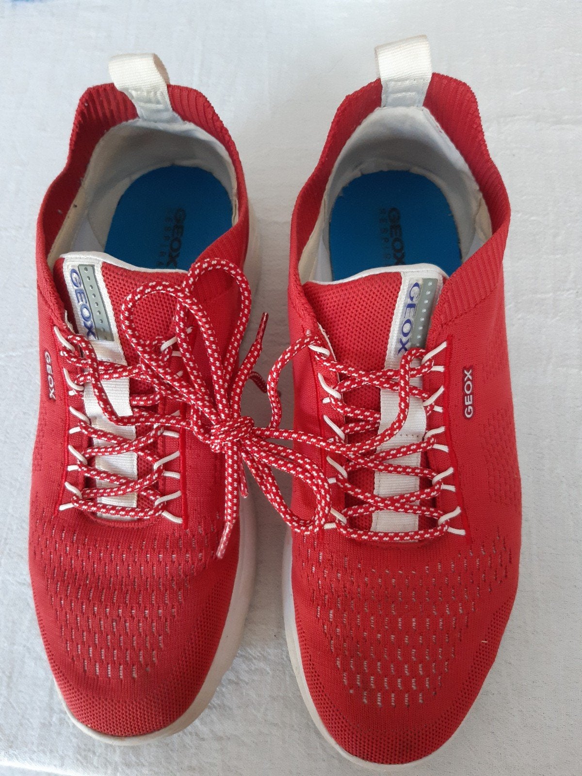 Chaussures sport, Enlèvement