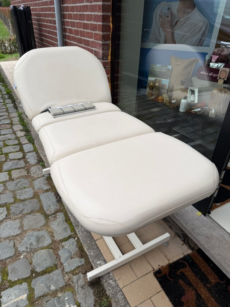 Table de soins, table de massage électrique, 2 moteurs, Enlèvement, Utilisé, Table de massage