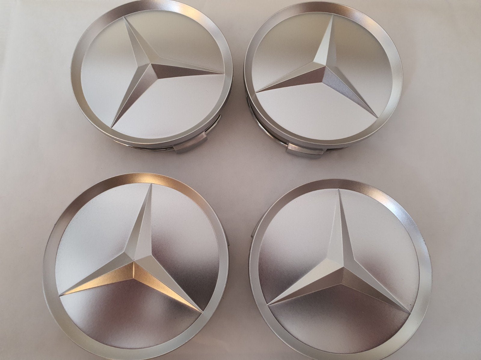 Jantes Mercedes, cache-moyeu extérieurs, 75 mm, entièrement, Enlèvement ou Envoi, Neuf