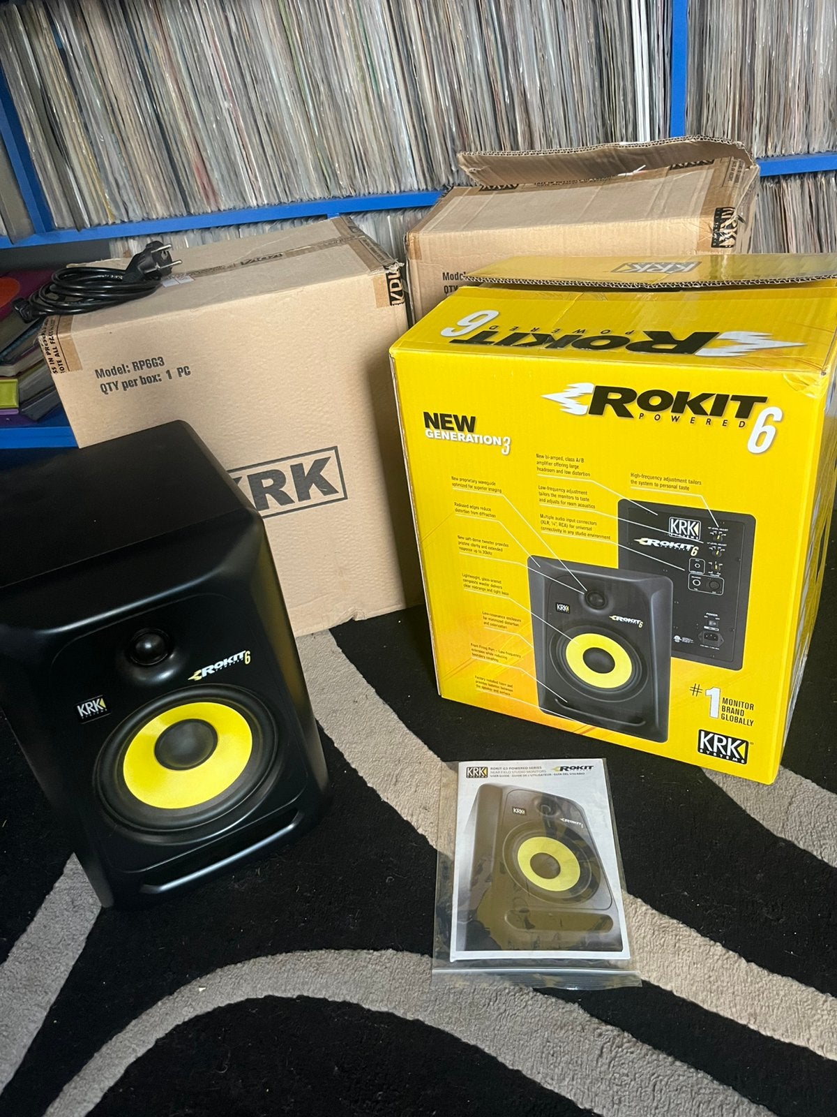 Set 2x KRK Rokit 6 G3 in nog originele verpakking, Audio, Tv en Foto, Luidsprekerboxen, Zo goed als nieuw, Ophalen