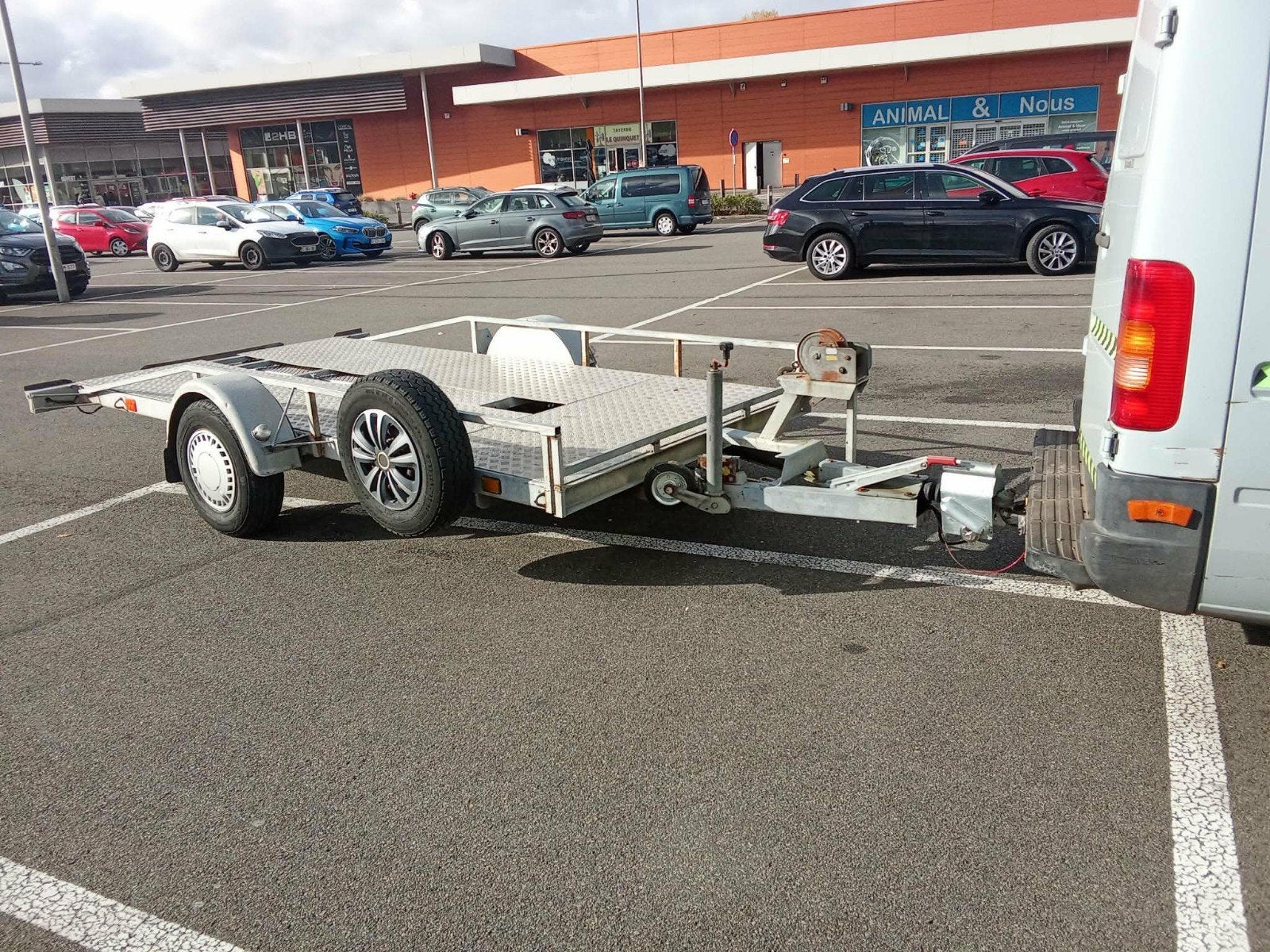 plateau remorque disponible avec chauffeur, Ophalen