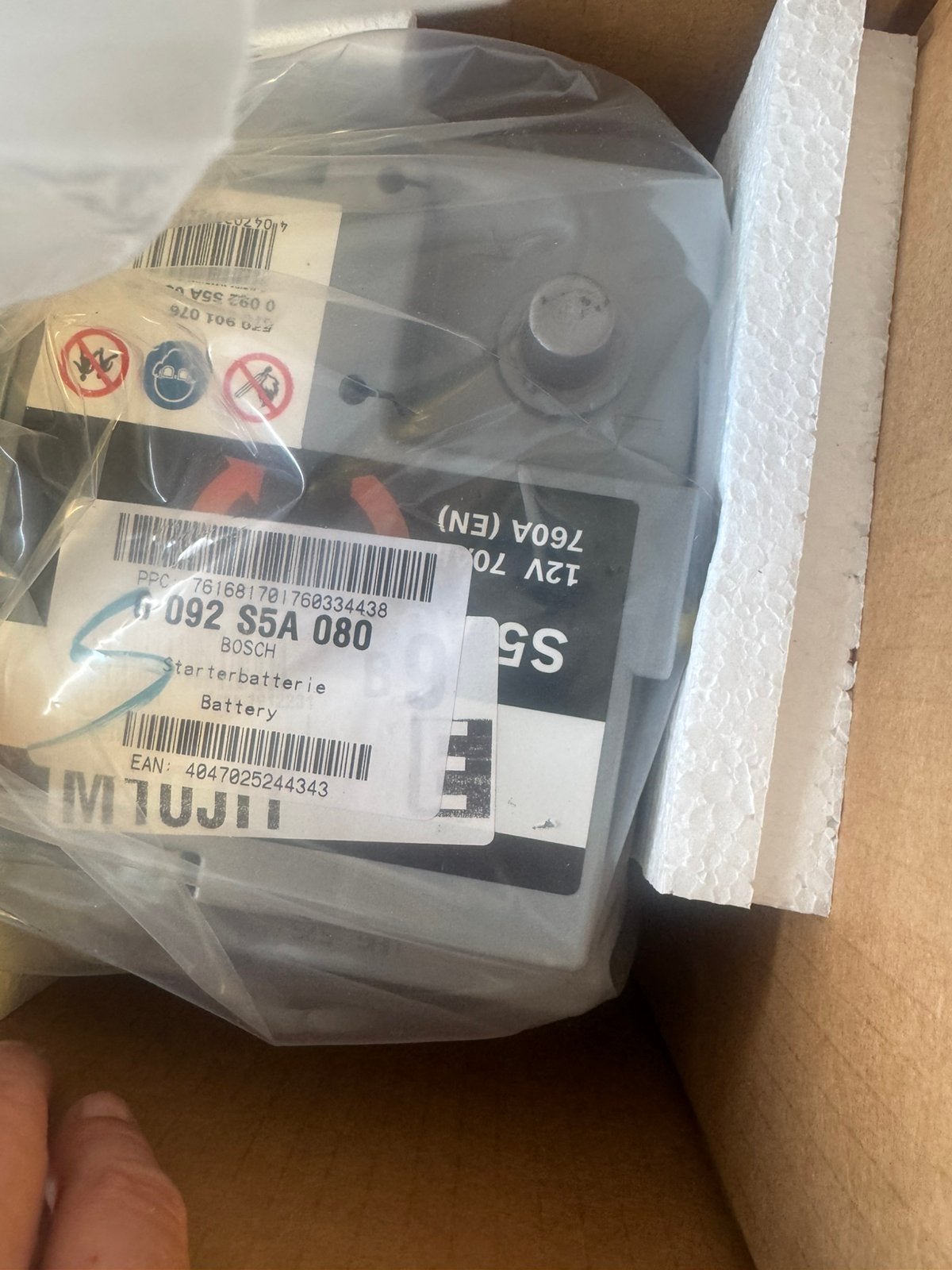 Batterie voiture bosch, Neuf