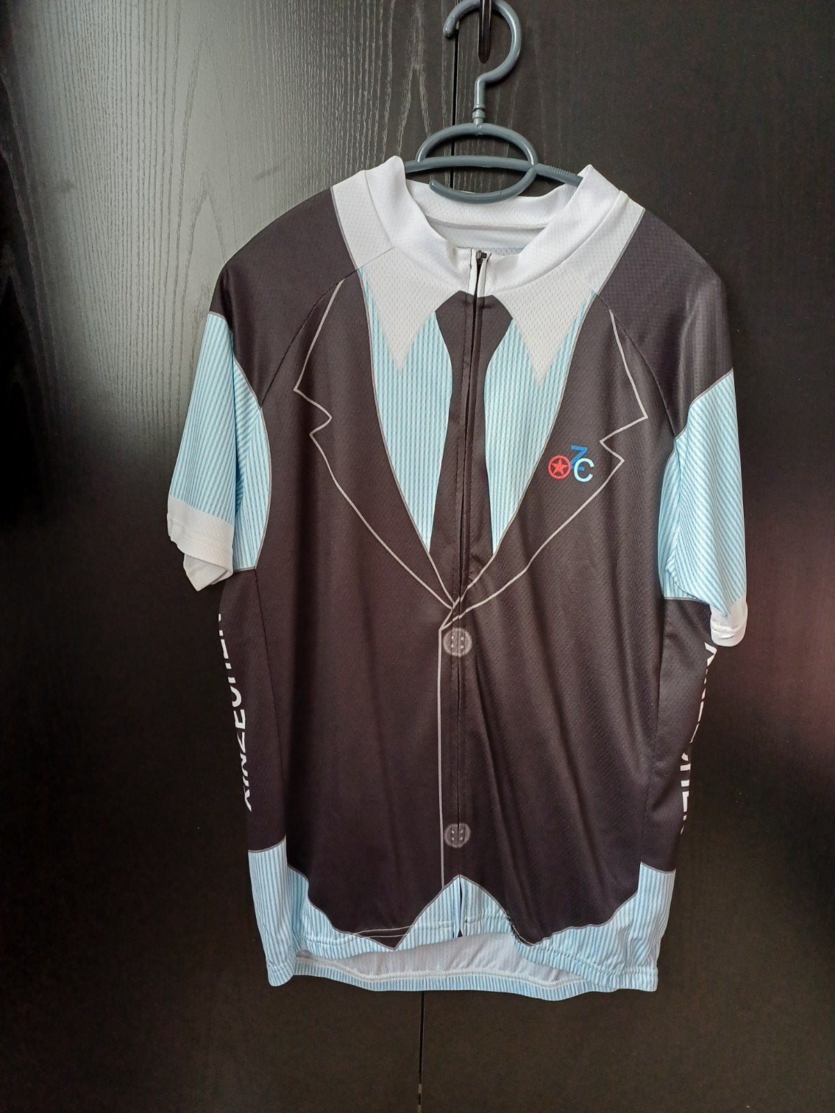 Fantasie koerstrui maat L , 1x gedragen 25€ enkel afhalen, b, Kleding | Dames, Sportkleding, Ophalen, Maat 42/44 (L)