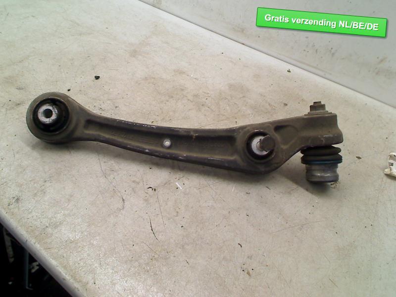BRAS DE SUSPENSION AVANT GAUCHE INFERIEUR A4 Avant (B8), Dhr. R. de Gouw, Audi, Utilisé, De Bloemendaal 21 21
5221 EB  'S HERTOGENBOSCH, NL