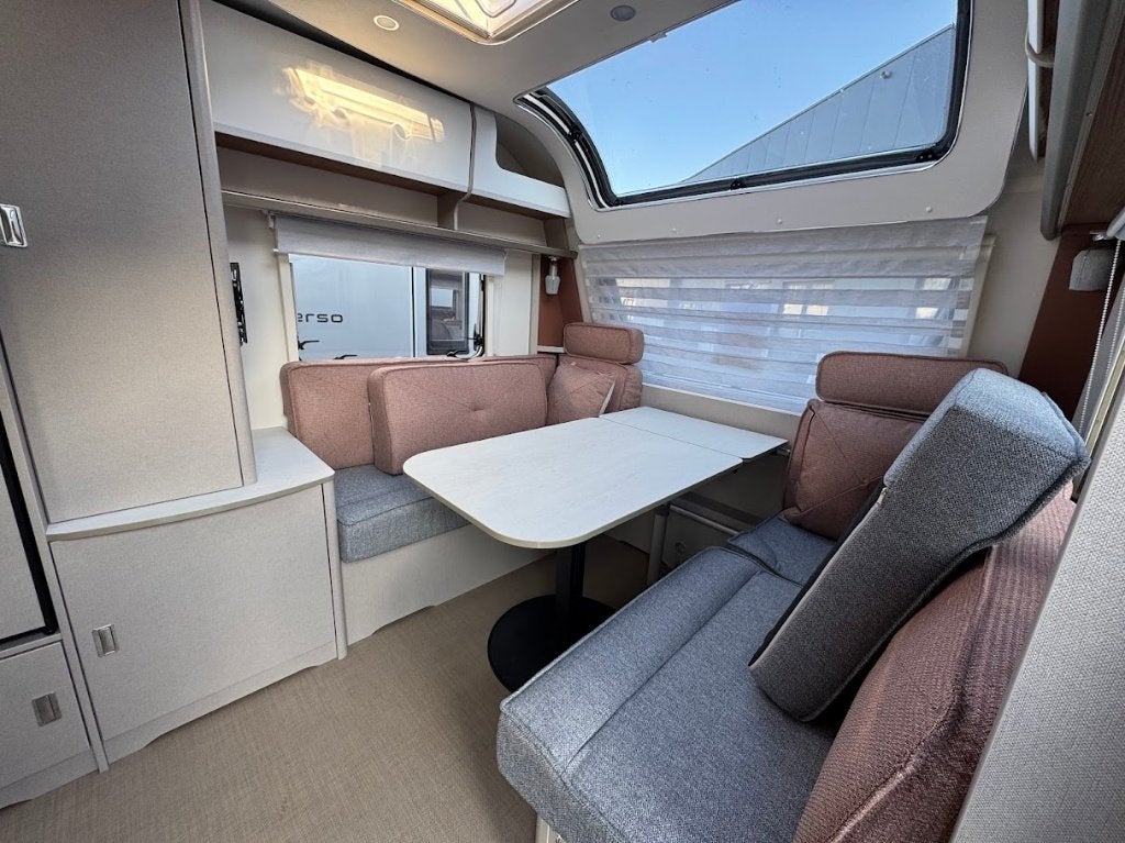 Vente de stock Burstner Averso 535 Tl, Caravanes & Camping, Caravanes, Jusqu'à 4, Entreprise, Poêle, Bürstner