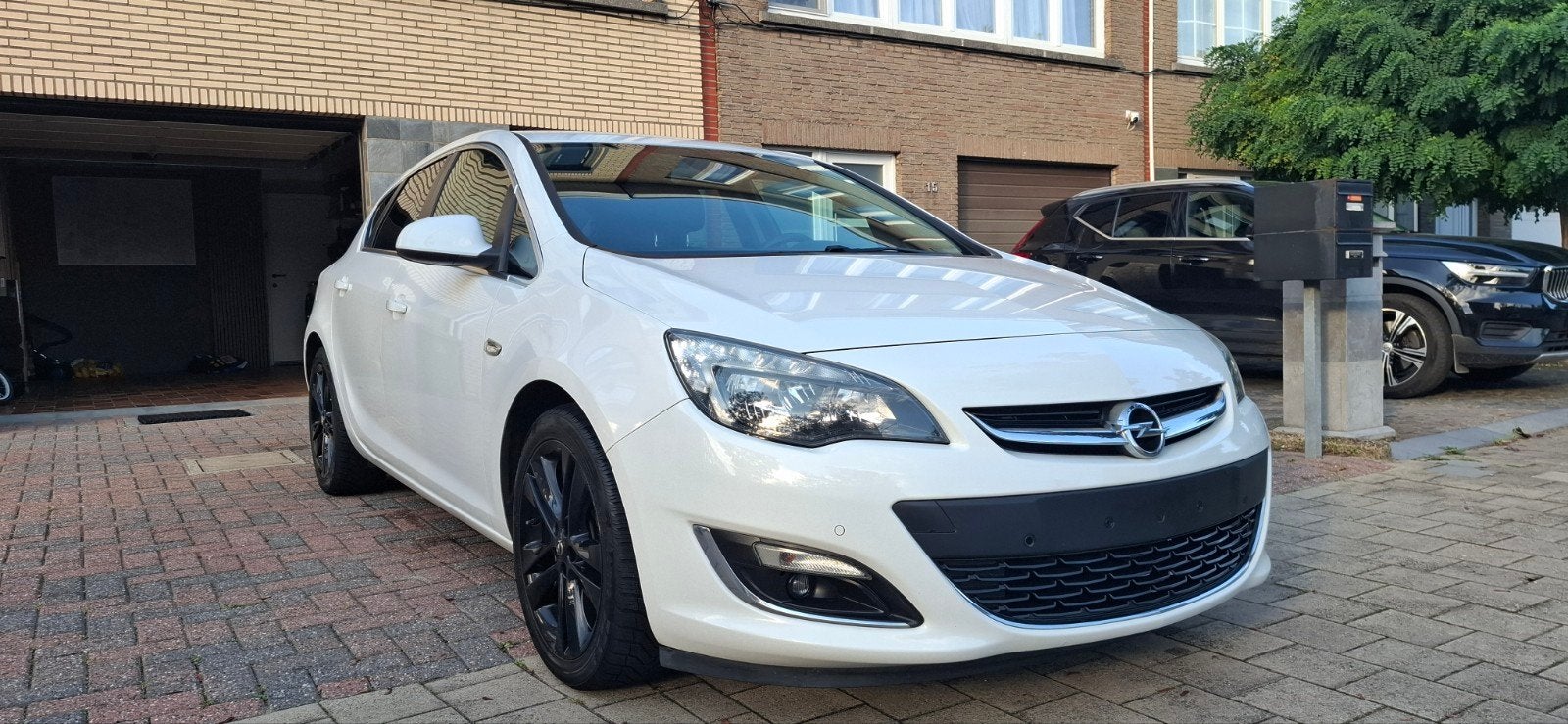 Opel Astra 1.4 Exclusive - 120pk - FlexFix - Navi-Airco, Auto's, Voorwielaandrijving, Euro 5, https://public.car-pass.be/vhr/c61b870c-1fc4-4122-8472-b1e5d7070921