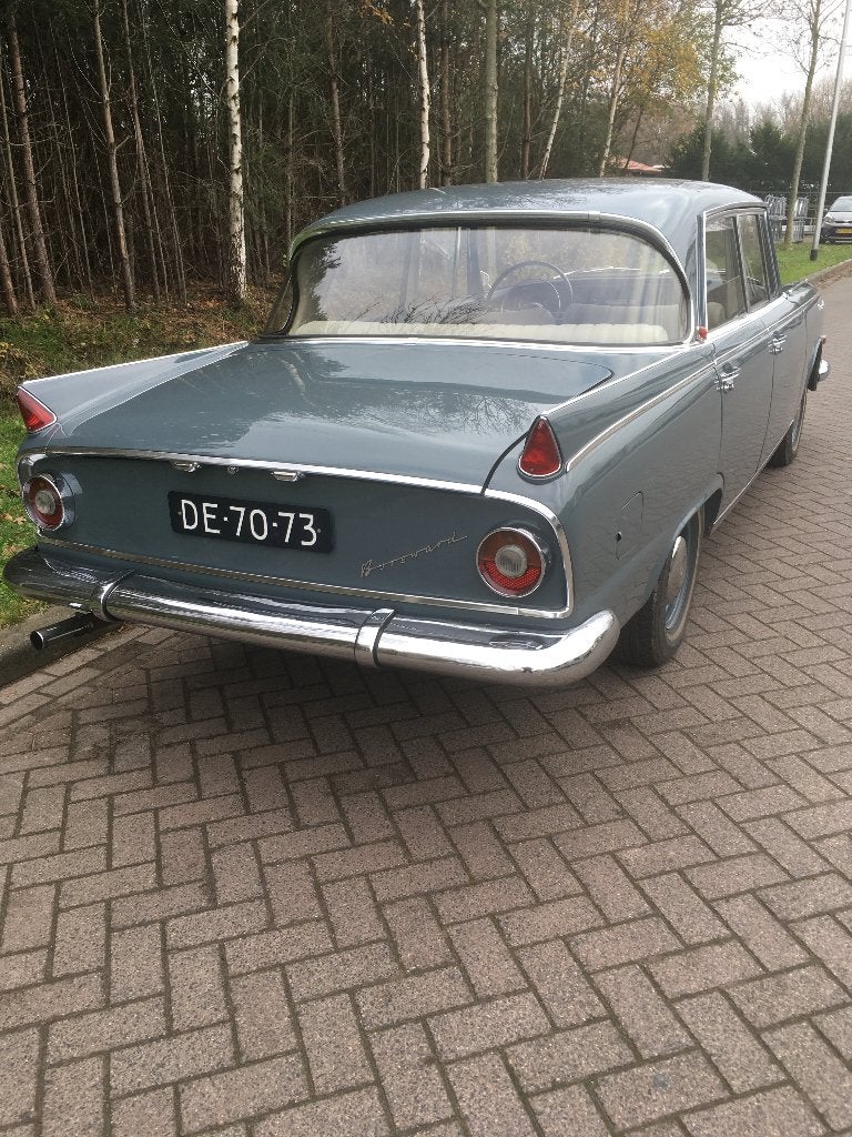 Oldtimer Borgward P100, foto 6