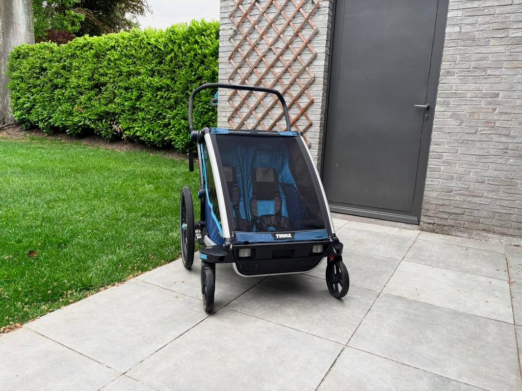 Thule Chariot Cross 2 Topstaat + Accessoires, Fietsen en Brommers, Ophalen, Opvouwbaar, 20 tot 40 kg, Zo goed als nieuw