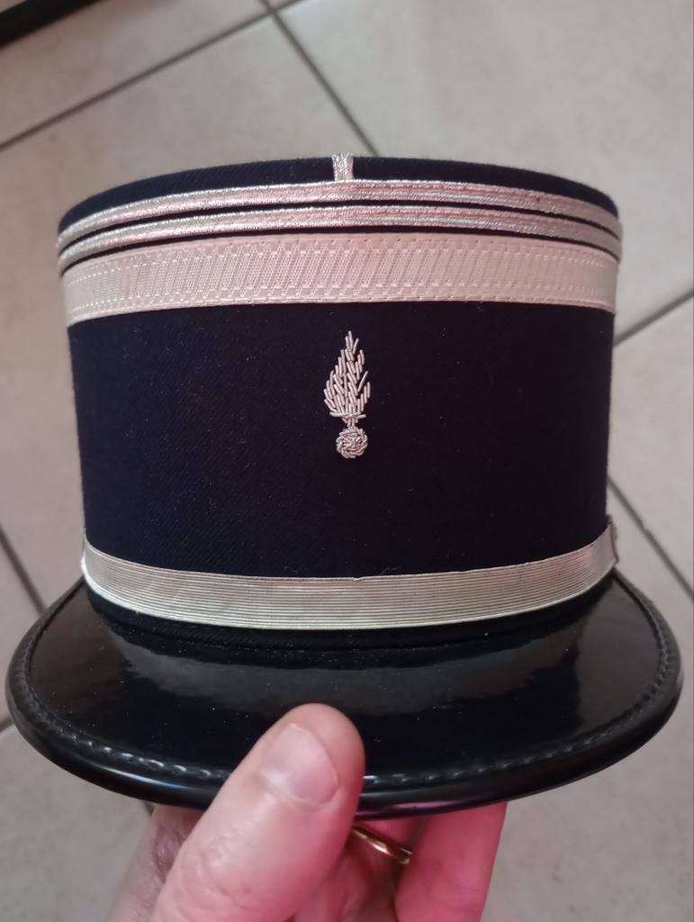 De politie van Kepi bewaakt het Paleis van Versailles, Verzamelen, Ophalen of Verzenden