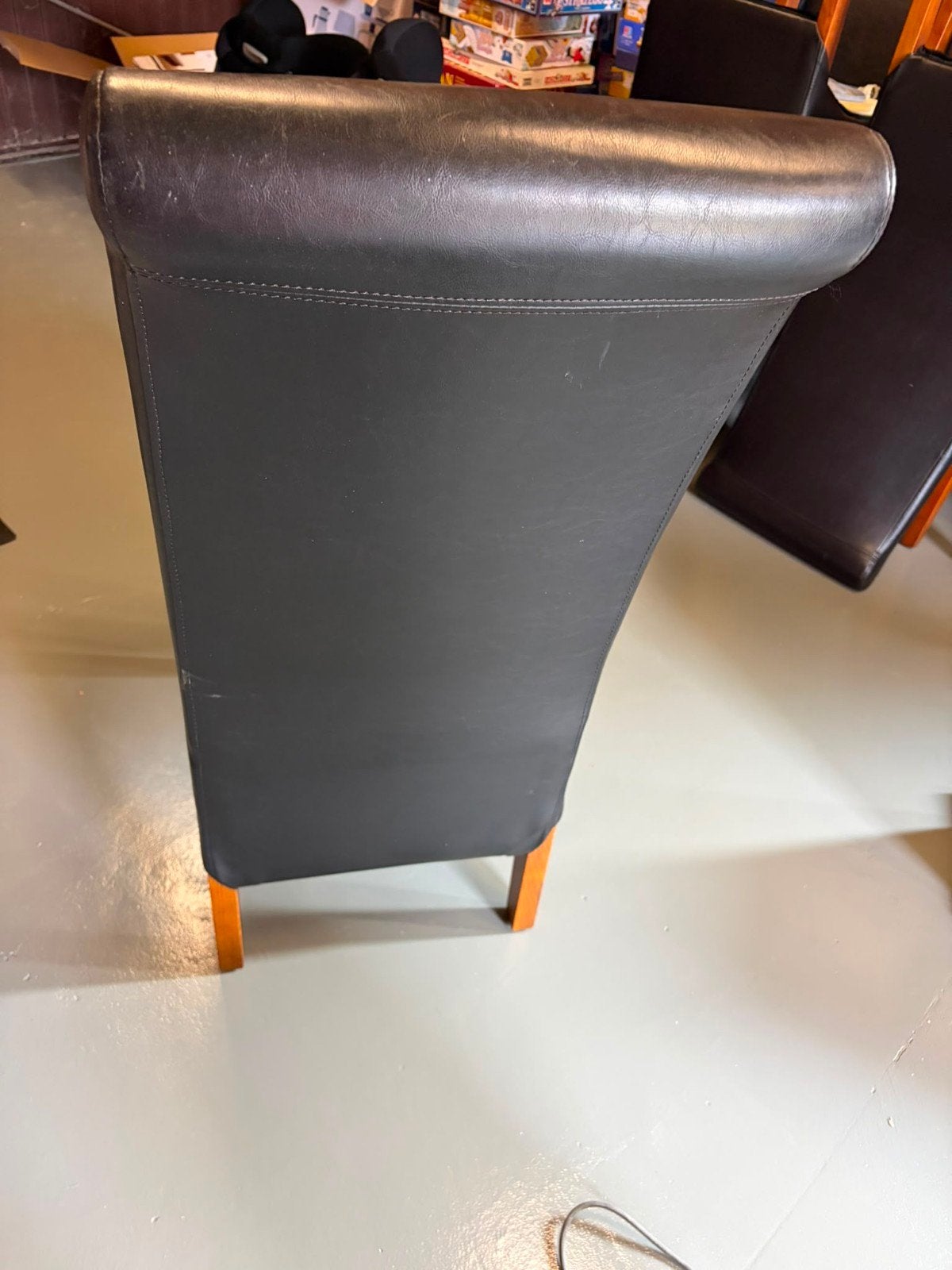 6 mooie eetkamerstoelen, Ophalen