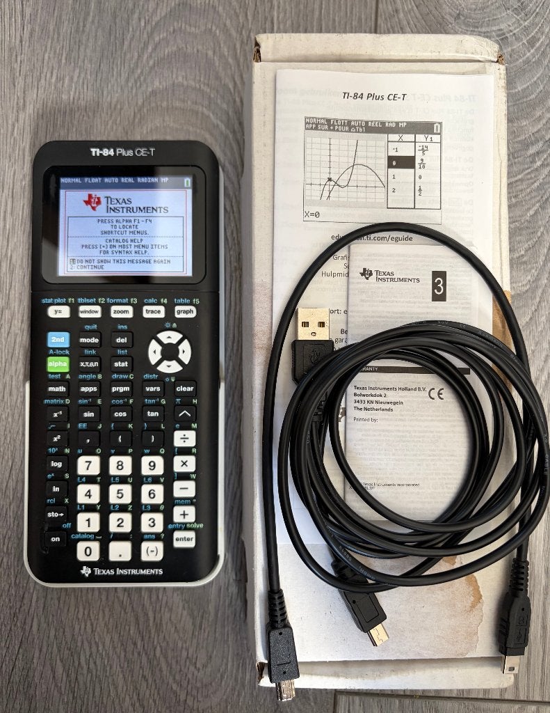 Grafische rekenmachine Texas Instruments TI-84 Plus CE-T, Diversen, Ophalen, Grafische rekenmachine, Gebruikt