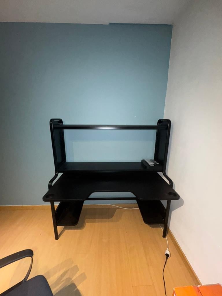 Bureau Ikea + Chaise., Maison & Meubles, Enlèvement, Comme neuf