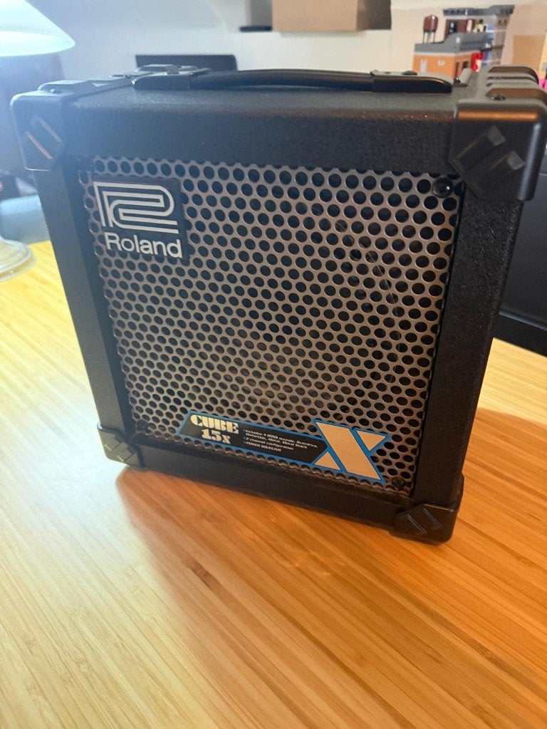 Roland gitaarversterker Cube 15x, Muziek en Instrumenten, Ophalen, Zo goed als nieuw, Gitaar, Minder dan 50 watt