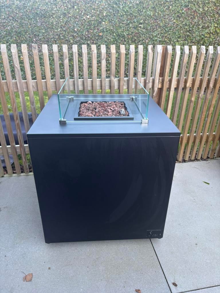 Vuurtafel/ terraswerwarmer, Ophalen, Zo goed als nieuw