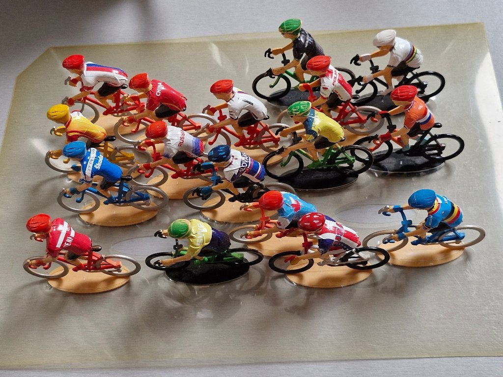 Championnats du monde de cyclisme en plastique, Envoi
