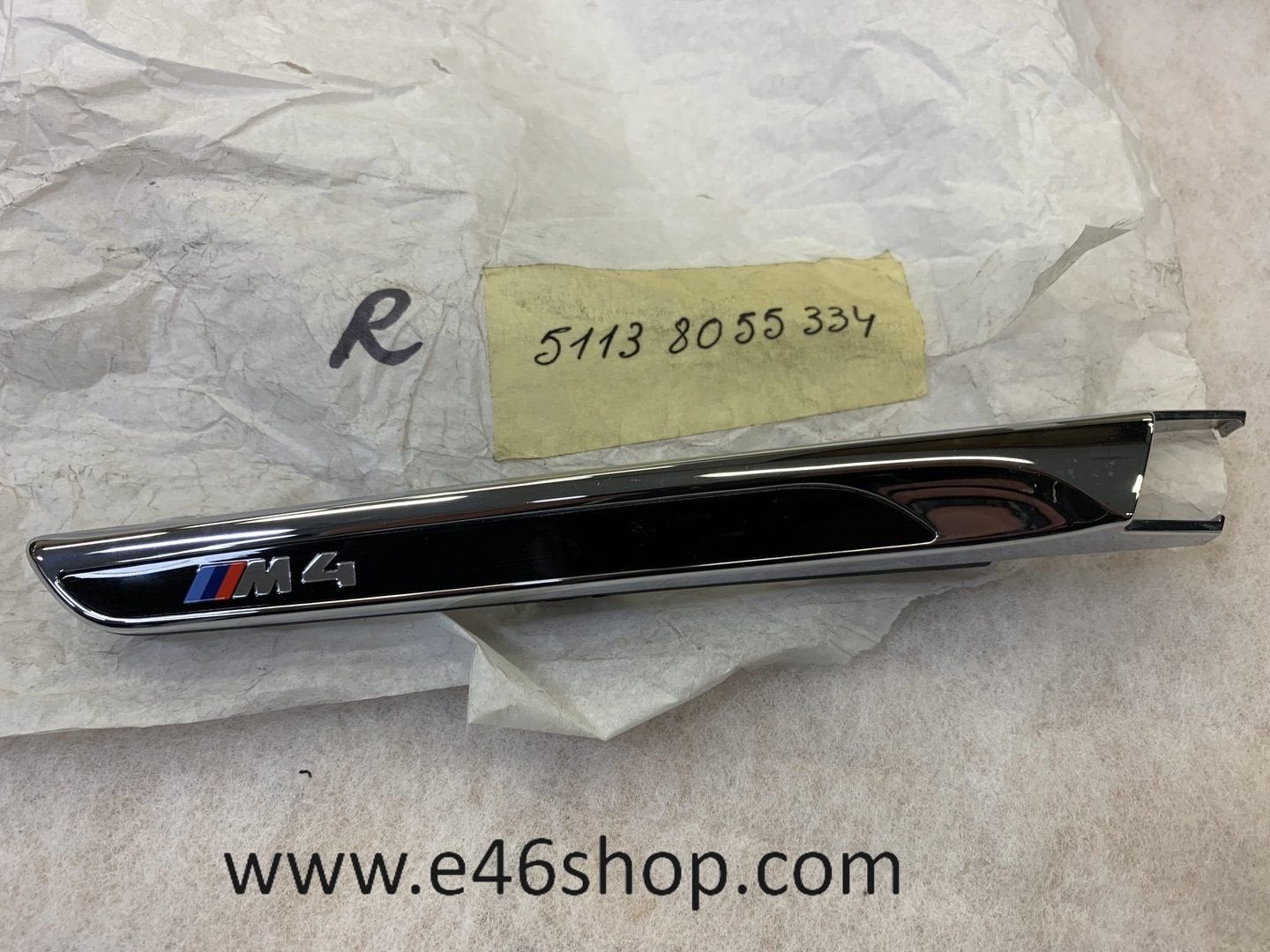 BMW M4 sierlijst rechts oe 51138055334 org nieuw bmw, Neuf, -, -, Enlèvement ou Envoi