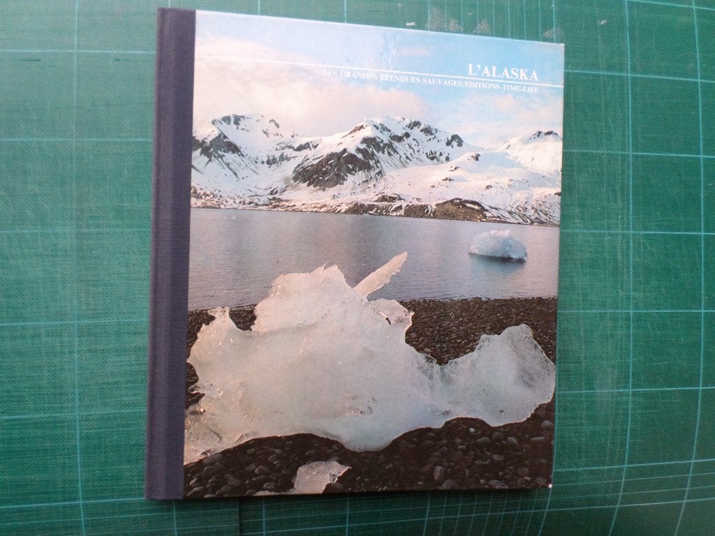 L’Alaska (Dale Brown) - 1975 – 184 pages, Boeken, Ophalen of Verzenden, Zo goed als nieuw, Dale Brown