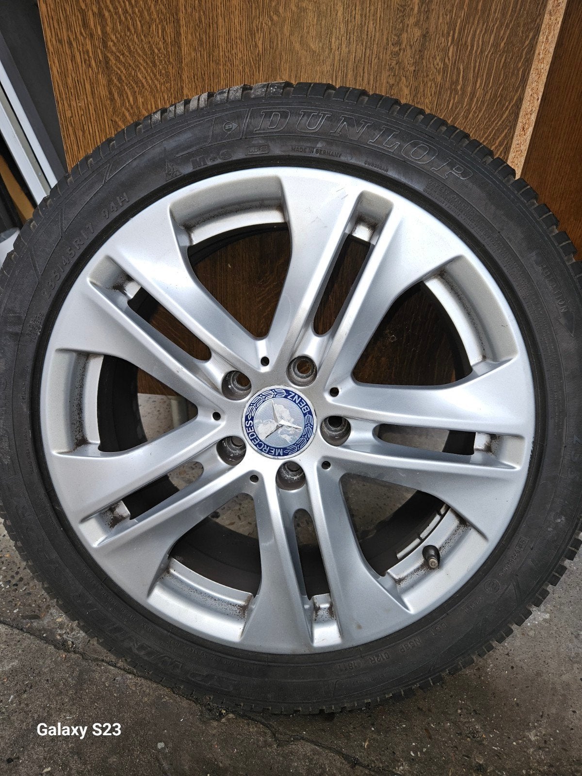 winter banden mercedes E    255 45 17, Ophalen, Winterbanden, Band(en)