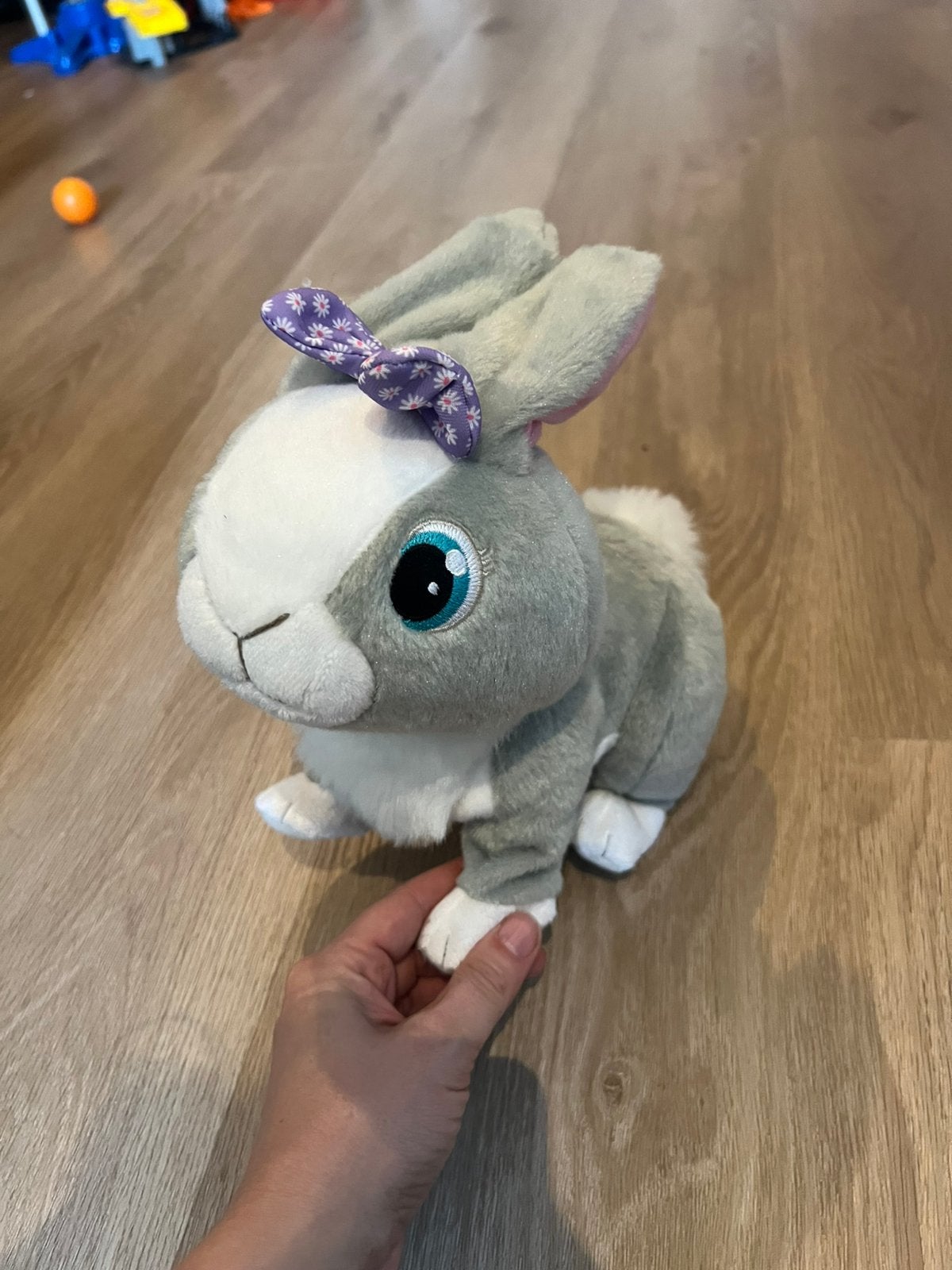 GROTE SPEELGOEDUITVERKOOP - Betsy het konijn (interactief), Enfants & Bébés, Enlèvement, Comme neuf, Lapin