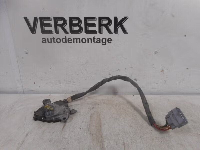 SCHAKELMOTOR Volvo V40 (VW) (01-1995/06-2004) (84540-2405), Gebruikt, Info@volvocars.com, Ophalen of Verzenden, Volvo