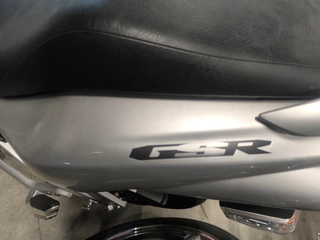 Moto Suzuki à vendre, Motos, 600 cm³, Plus de 35 kW, 2 cylindres, Super Sport