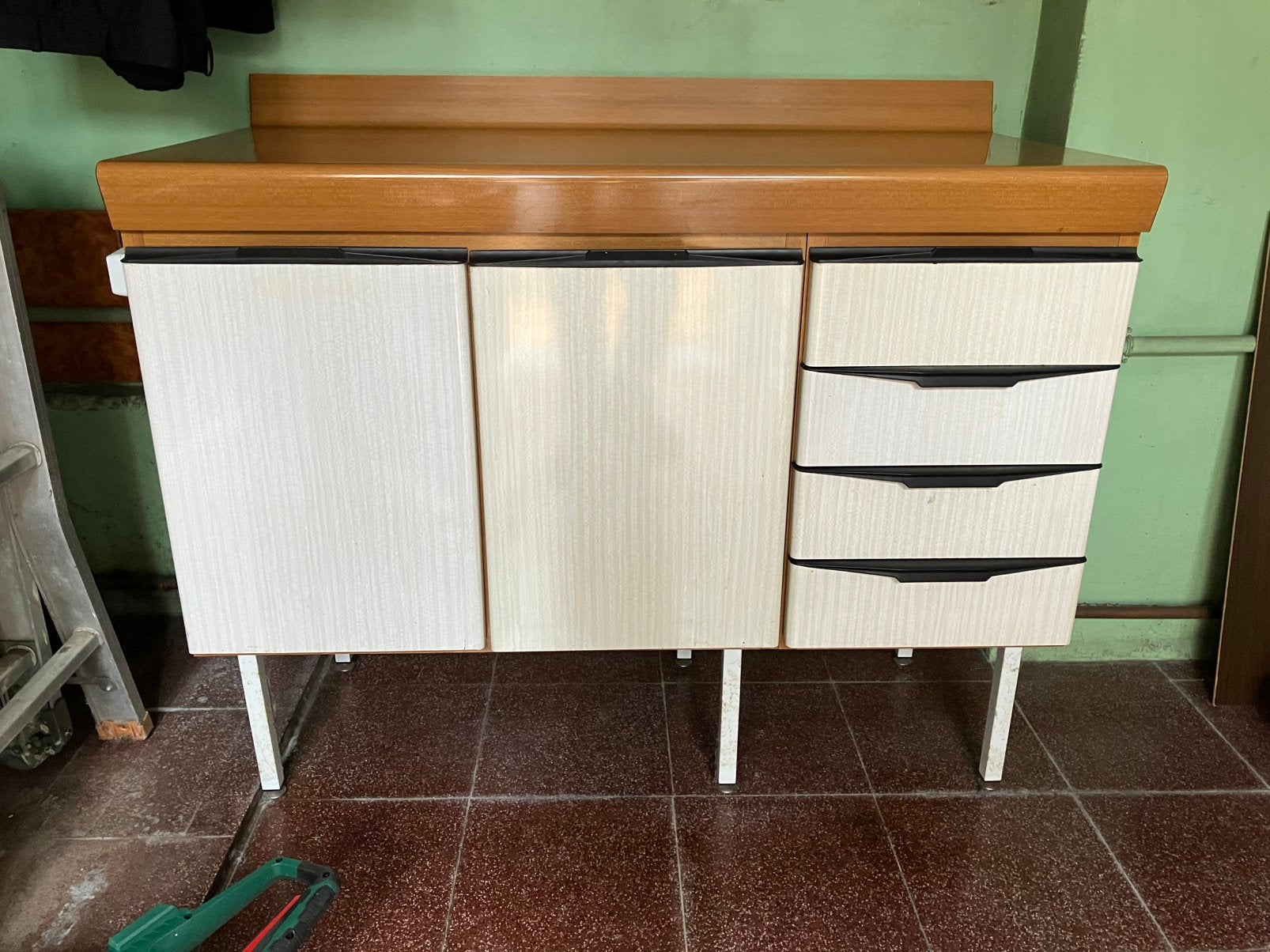Salvarani vintage keukenkast, Huis en Inrichting, Keuken | Keukenelementen, Ophalen, Zo goed als nieuw
