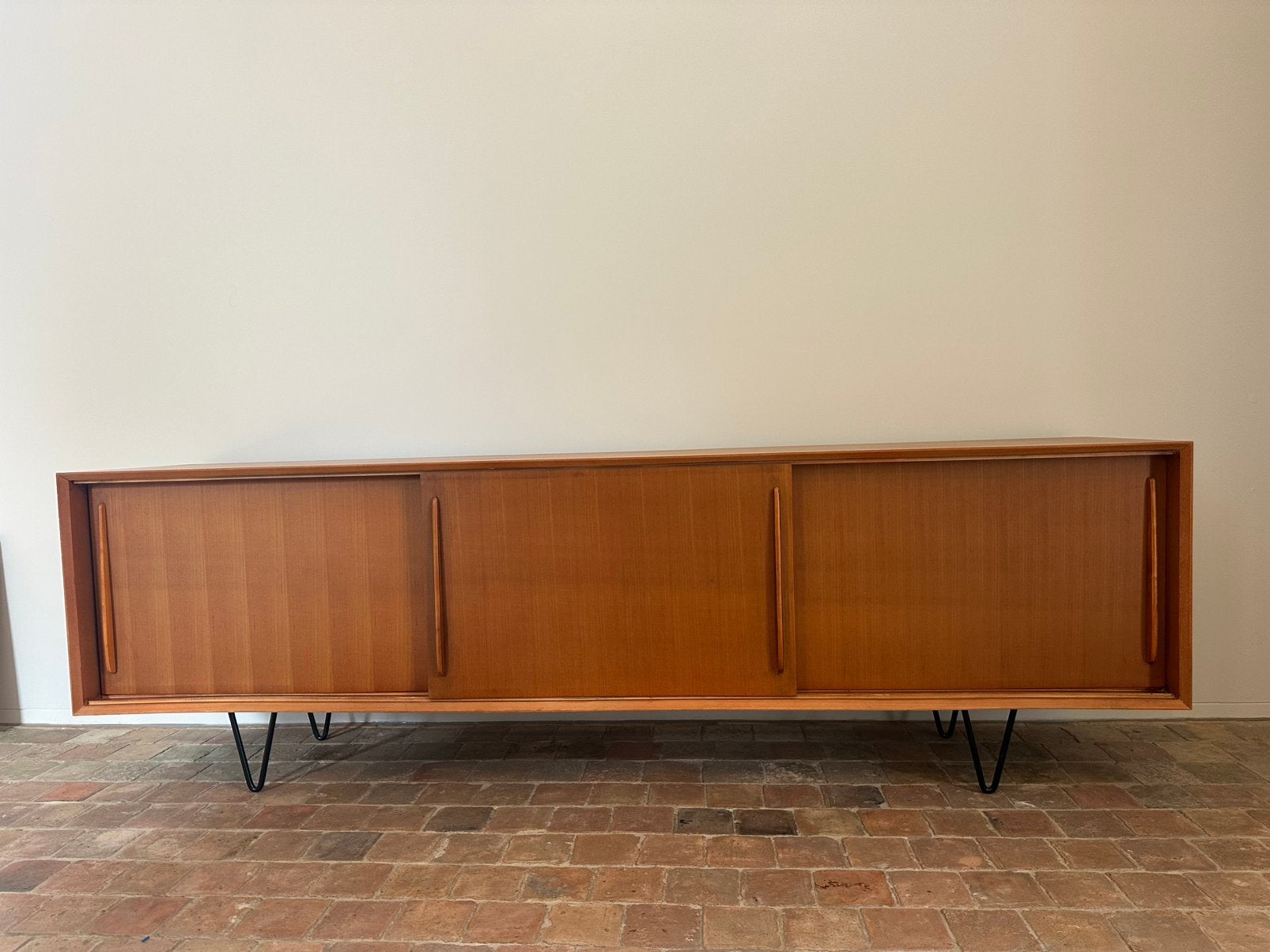 Vintage mid-century dressoir, Huis en Inrichting, Kasten | Dressoirs, Ophalen