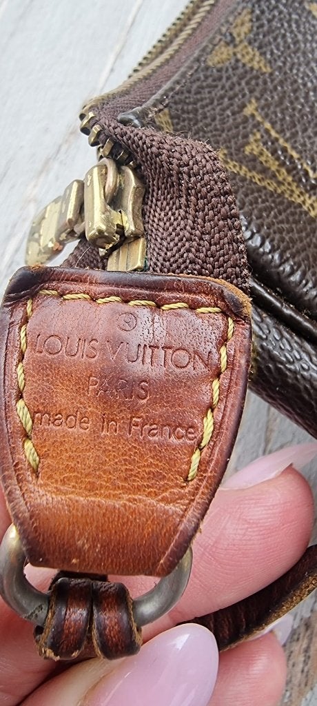 Louis Vuitton Pochette, Ophalen of Verzenden, Gebruikt, Handtas