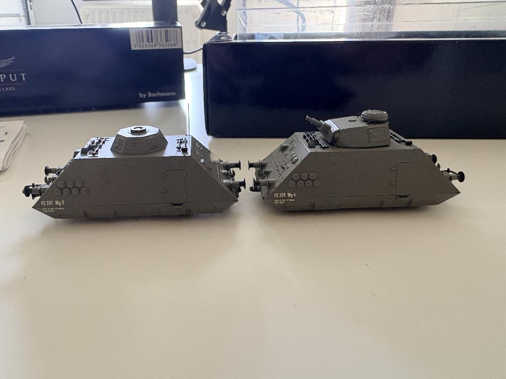 Pour Märklin h0 - Set de 2 wagons militaires Wehrmacht, Analogique, Enlèvement ou Envoi, Courant alternatif, Wagon