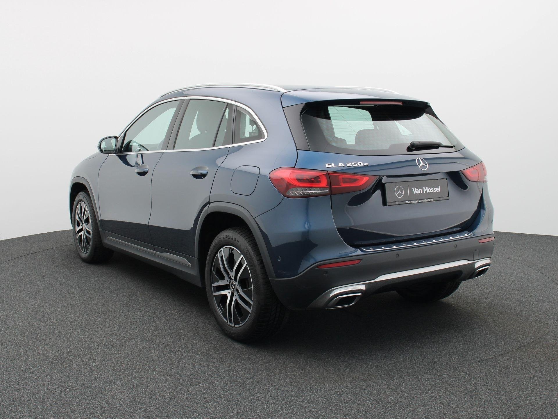Mercedes-Benz GLA 250 e Business Line + LEDER + CAMERA + 1Y, Auto's, Gebruikt, 16 kWh, Blauw, Plug-in hybride
