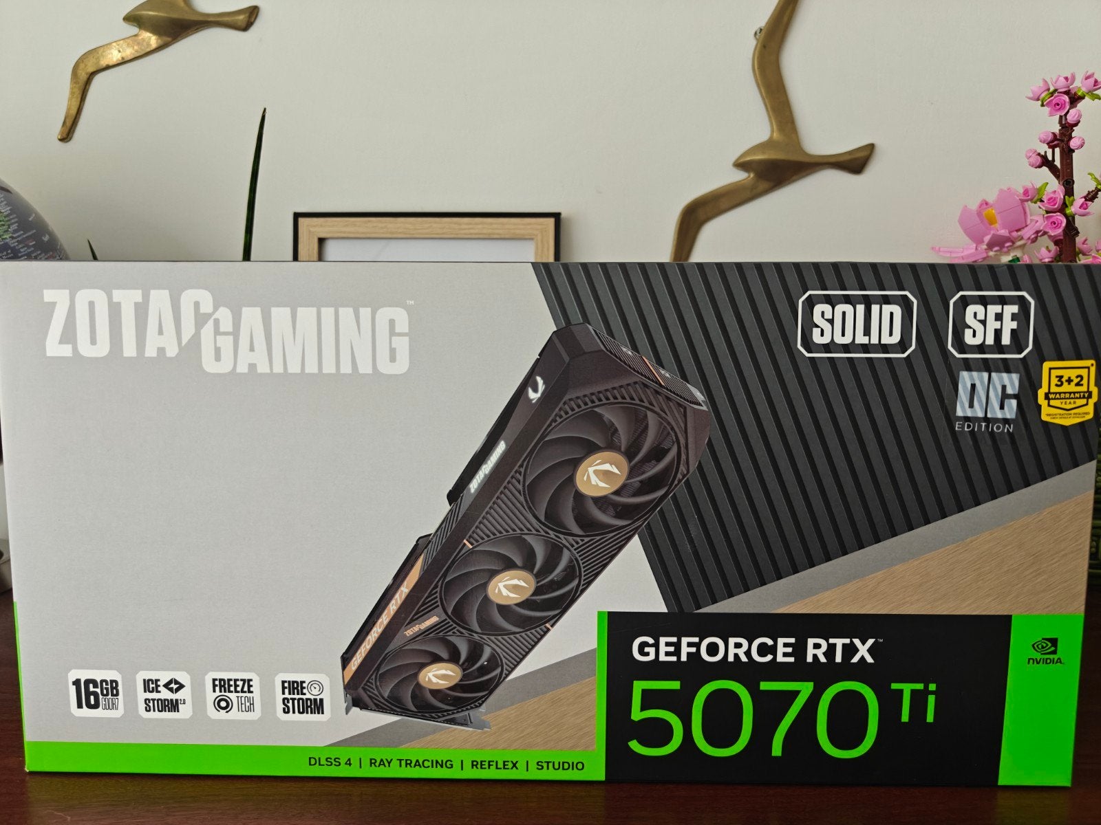 Zotac GAMING GeForce RTX 5070 Ti SOLID SFF OC, Ophalen of Verzenden, Nvidia, PCI