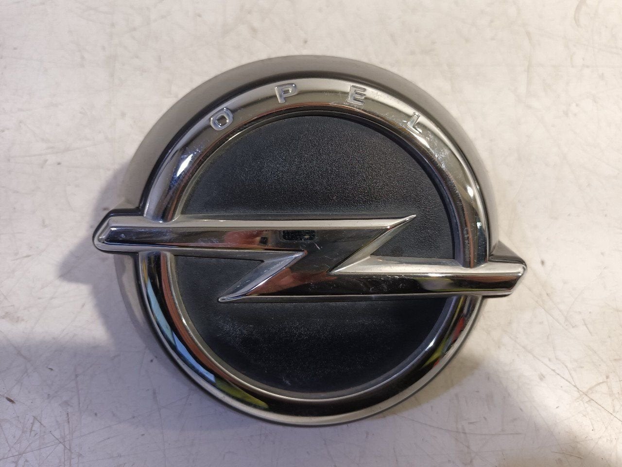 Achterklep ontgrendeling Opel Karl, Onderdelen@venauto.nl, Van der Ven Autorecycling B.V., Gebruikt, Ettenseweg 76, 4706 PB Roosendaal, The Netherlands
