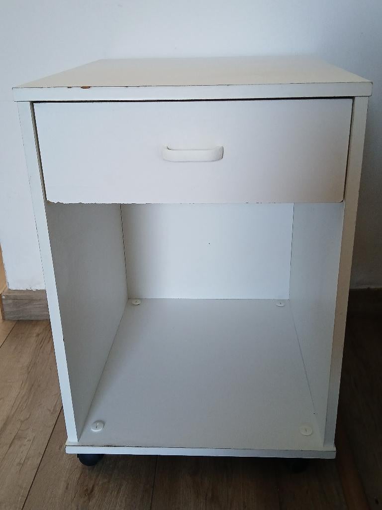 Armoire en bois blanc sur roulettes - bureau ou autre usage, Enlèvement, Avec roues, Utilisé