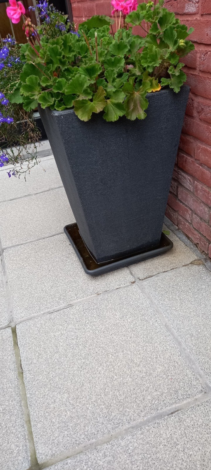 Hoge bloembakken, Ophalen, Kunststof