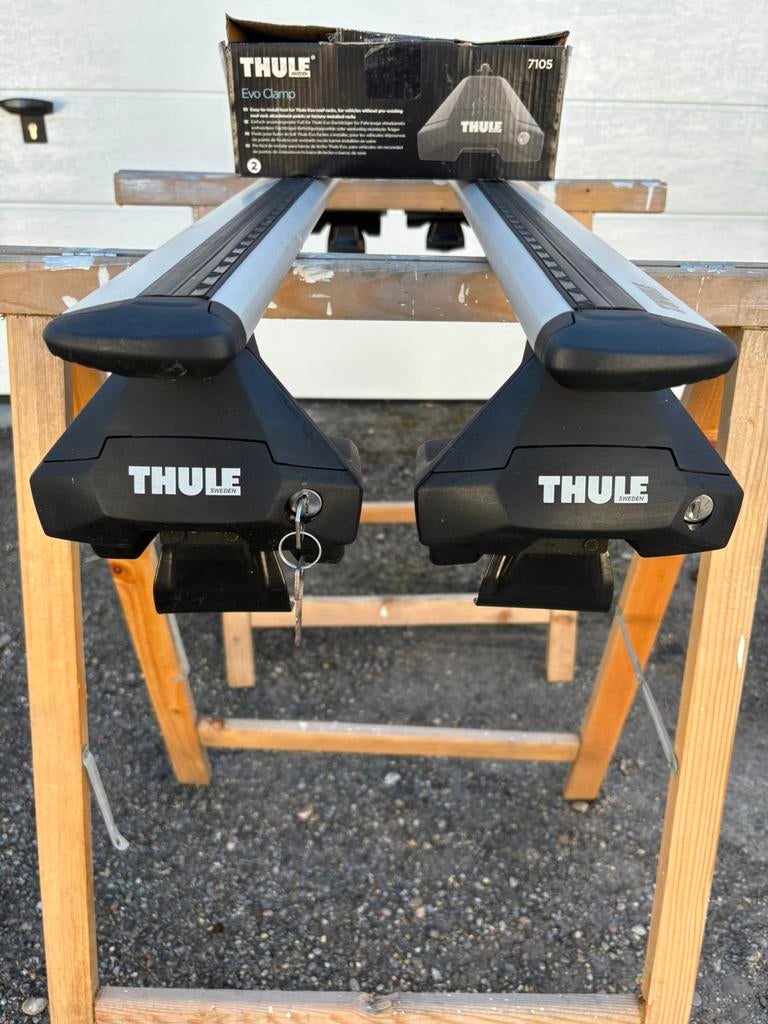 Barres  Thule EVO Wingbars Renault ARKANA à partir de 2020, Enlèvement, Comme neuf