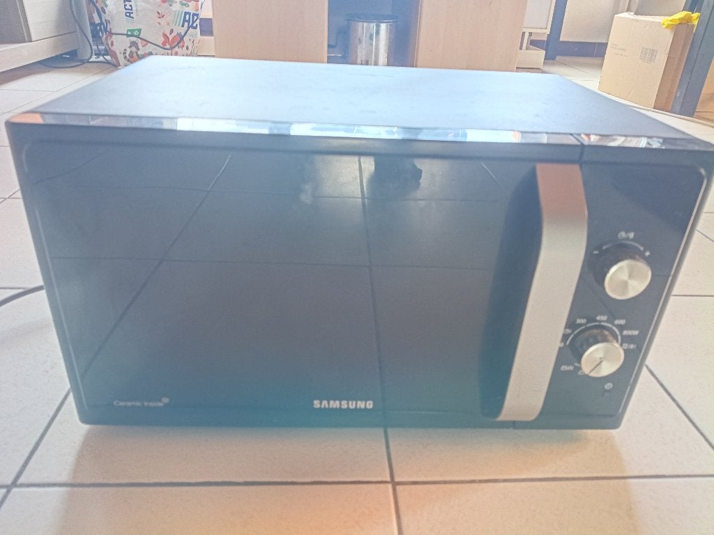 Four à micro-ondes Samsung, Electroménager, Enlèvement ou Envoi, Comme neuf, 45 à 60 cm, Croustillant