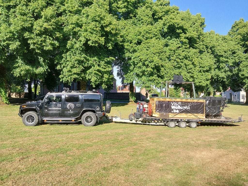 Hummer H2 is op zoek voorruitvizier, een H2-carterbeschermer, Auto's, Zwart, 5 zetels, Particulier, 6200 cc