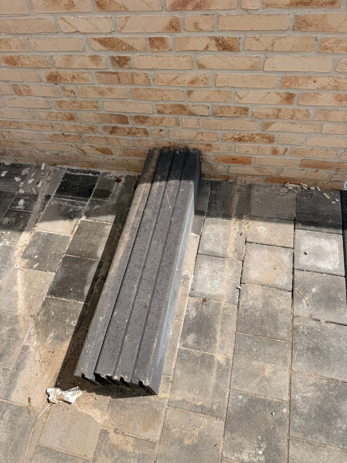 Betonboordsteen antraciet/zwart, Enlèvement, Comme neuf