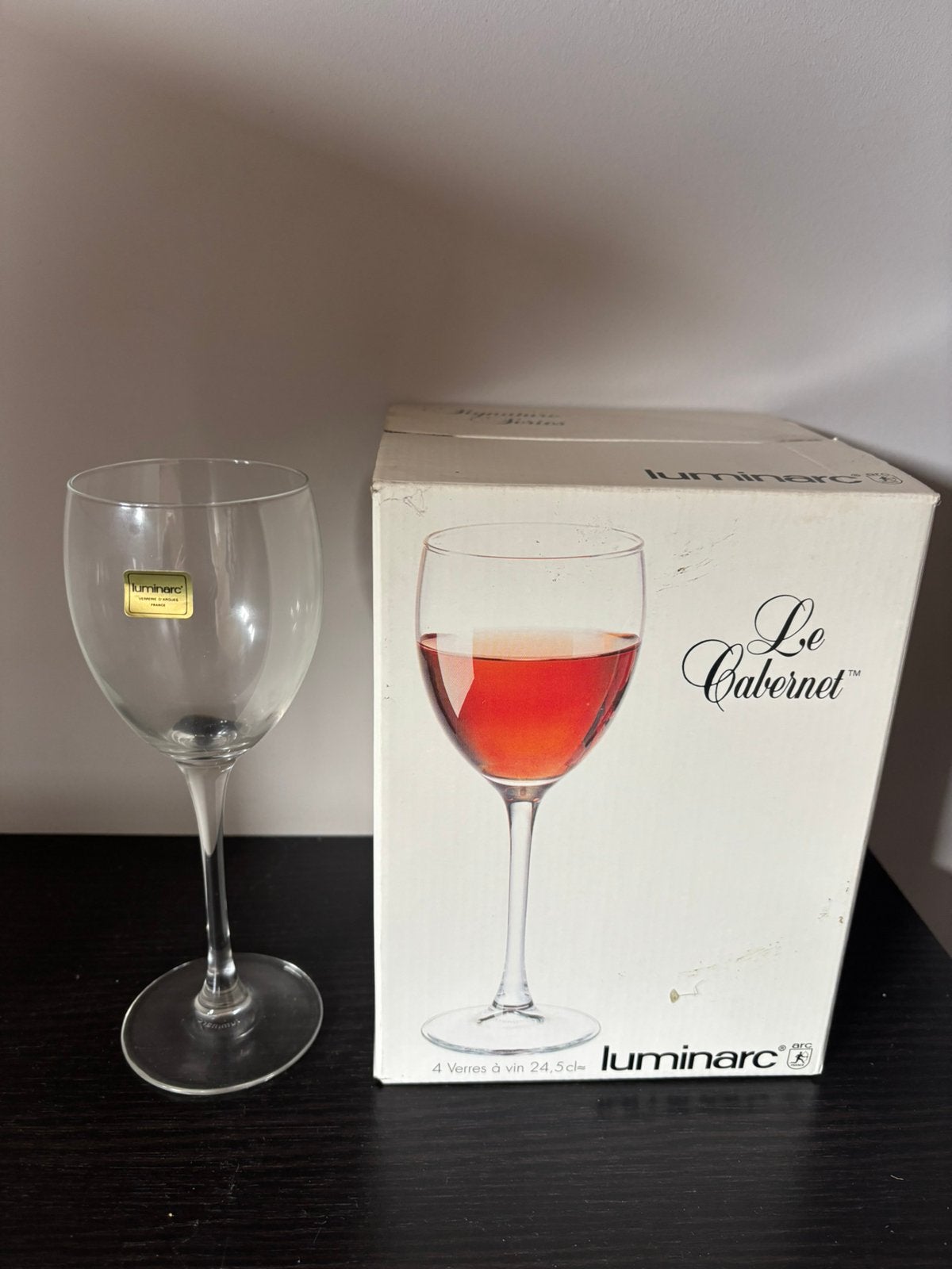 Nieuw 4 wijnglazen Luminarc 24,5 cl, Ophalen