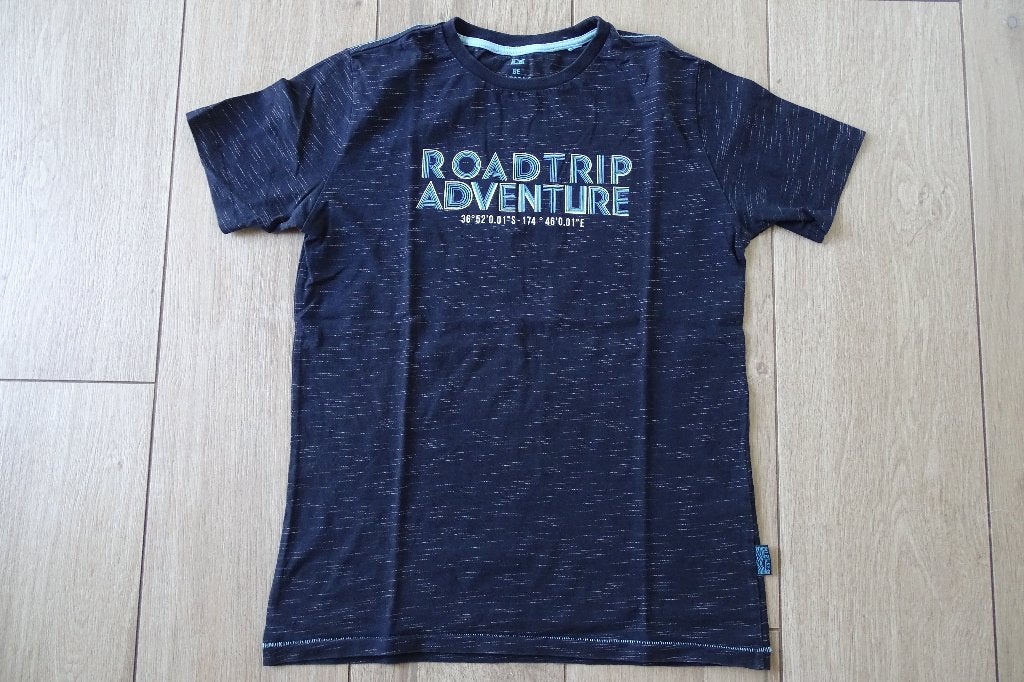 T-shirt WE 'roadtrip adventure' maat 158/164, Kinderen en Baby's, Kinderkleding | Maat 158, Gebruikt, WE, Ophalen of Verzenden