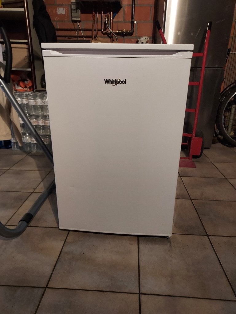Frigo Whirlpool 54 x 84 cm avec petit congélateur, Electroménager, Réfrigérateurs & Frigos, Avec compartiment congélateur, Enlèvement