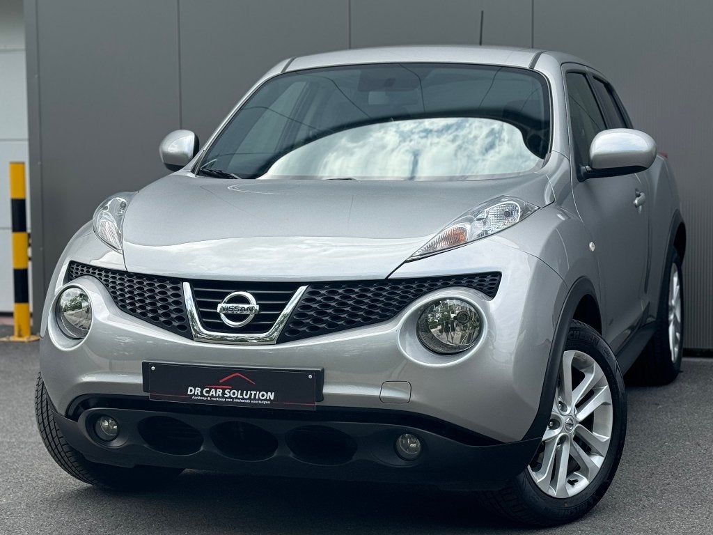 Nissan Juke 1.6benzine automaat 1eigenaar 82.000Km lezok, Stof, Zwart, 4 cilinders, 5 zetels