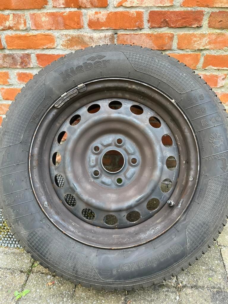 4 x stalen velgen 16inch met kleber quadraxer 2, Auto-onderdelen, Banden en Velgen, Ophalen, Velg(en), 16 inch, All Season