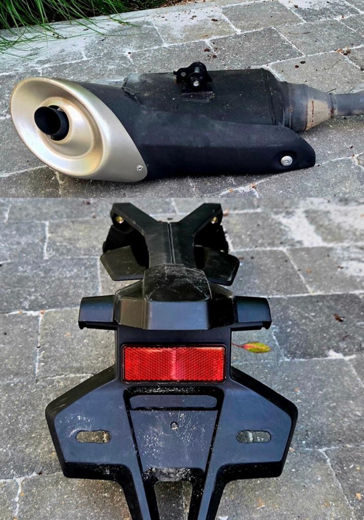 Uitlaat nummerpkaat honda cb125r, Ophalen