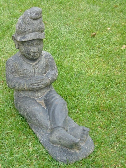 statue lutin couché endormi en pierre, Jardin & Terrasse, Enlèvement, Neuf, Pierre, Autres types