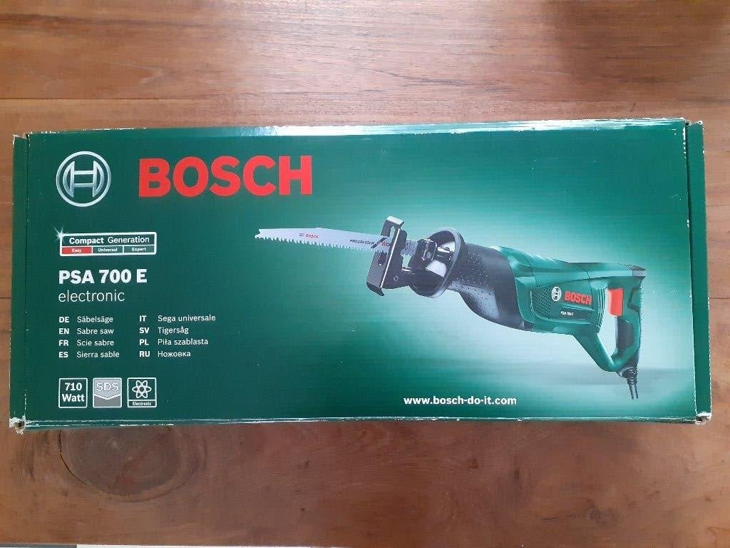 Reciprozaag, Doe-het-zelf en Bouw, Ophalen, 70 mm of meer, 600 tot 1200 watt, Zo goed als nieuw