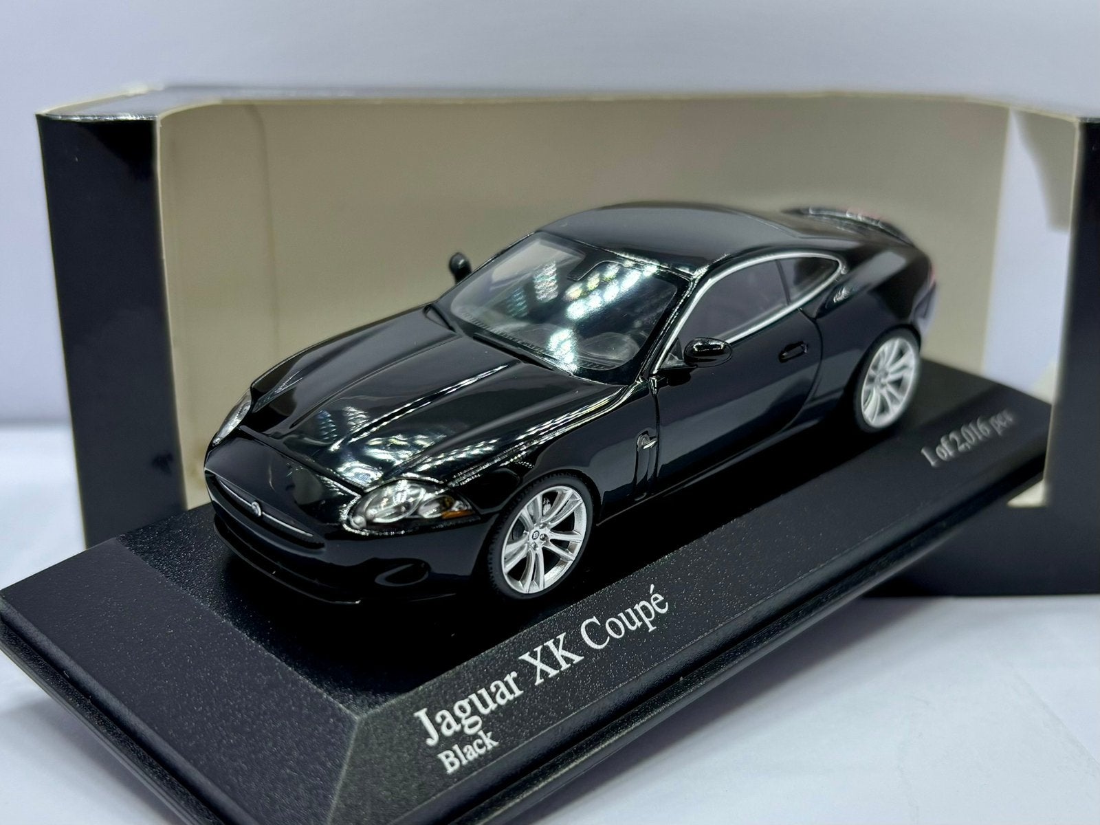 1.43 jaguar XK coupé 2006 - MINICHAMPS, Enlèvement ou Envoi, Comme neuf, MiniChamps