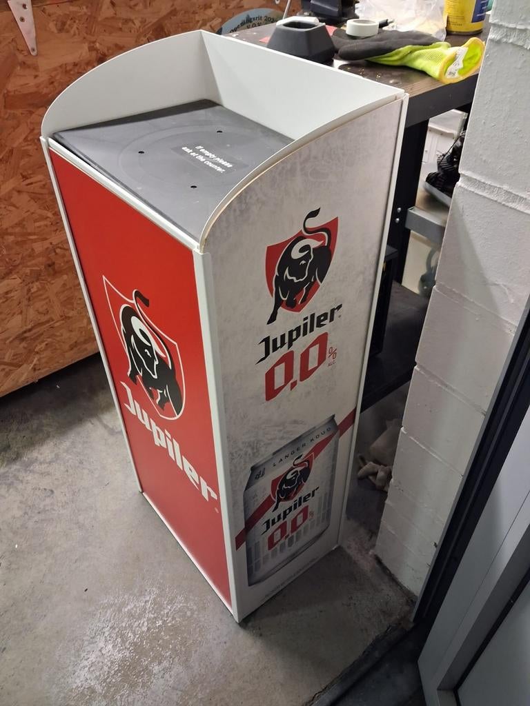 Bierdisplay, Ophalen