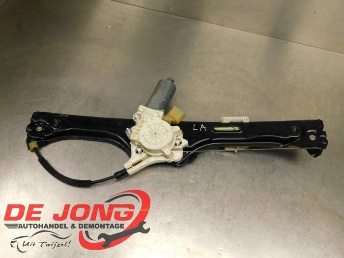 Mécanique vitre 4portes arrière gauche d'un BMW X5, -, 3 mois de garantie, Utilisé, -