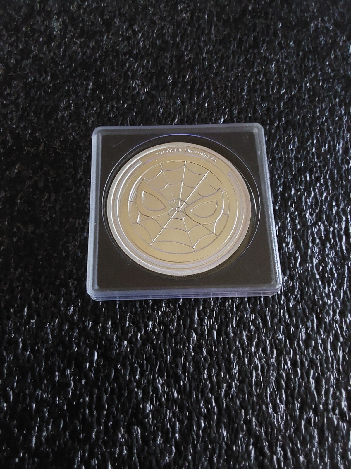 spiderman, Timbres & Monnaies, Enlèvement